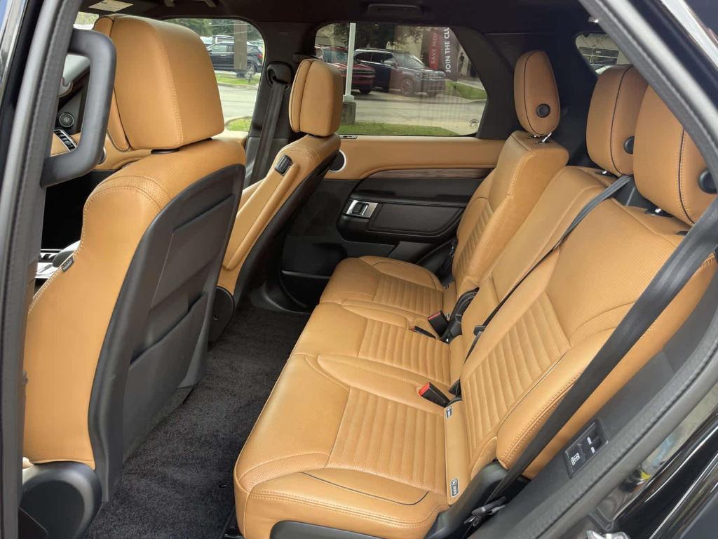 used 2020 Land Rover Discovery car