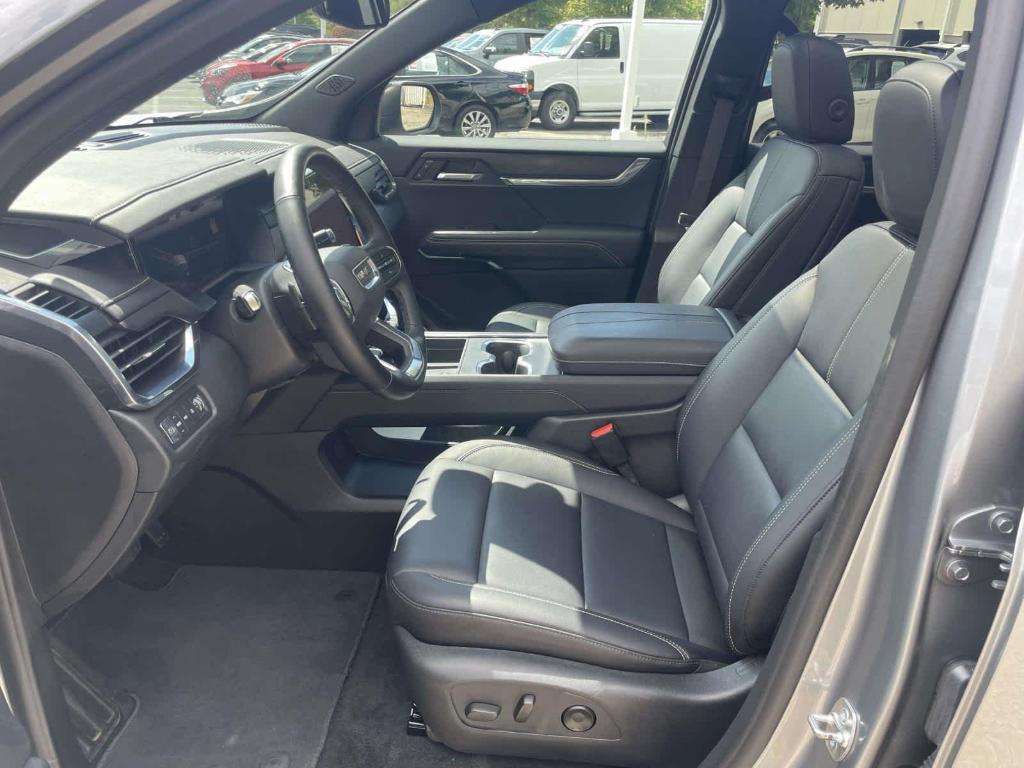 used 2024 GMC Acadia car, priced at $38,996