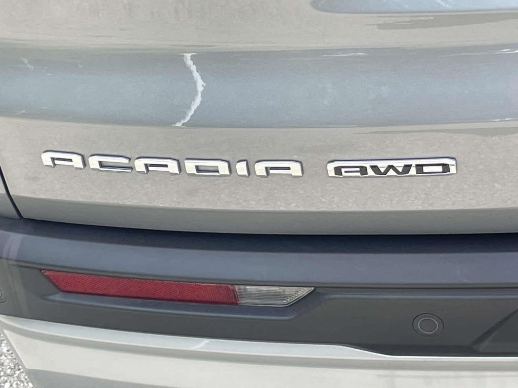 used 2024 GMC Acadia car, priced at $38,996