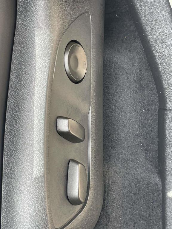 used 2024 GMC Acadia car, priced at $38,996