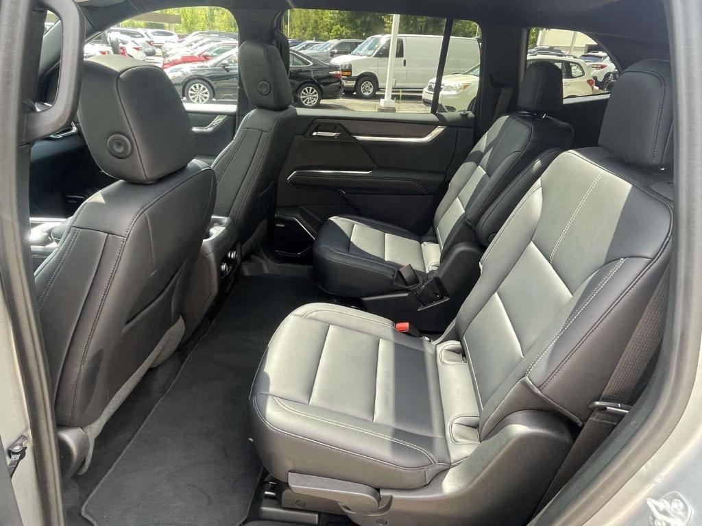 used 2024 GMC Acadia car, priced at $38,996