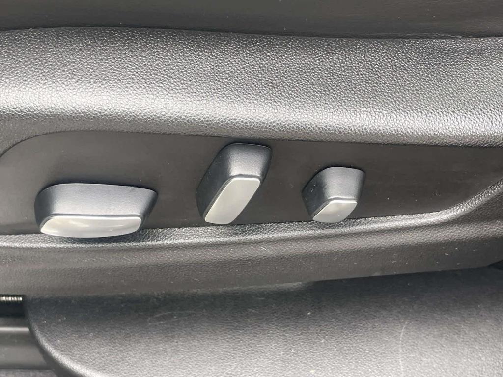 used 2021 Cadillac XT5 car