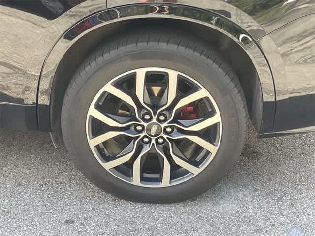 used 2024 Cadillac XT6 car