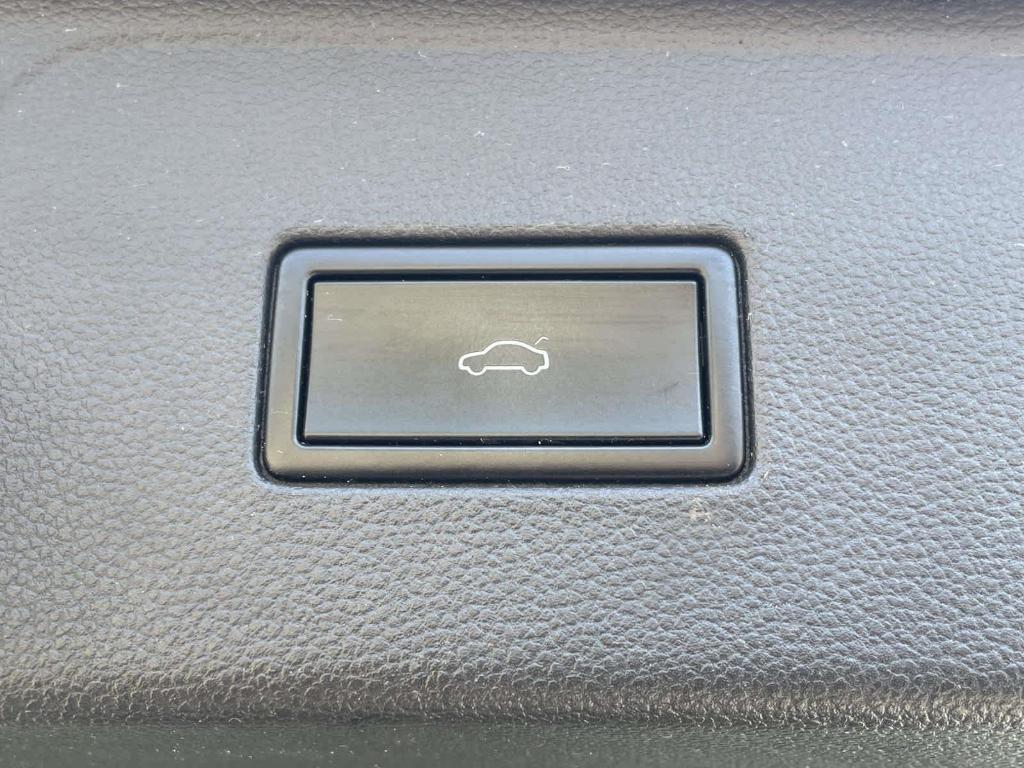 used 2019 Volkswagen Atlas car, priced at $17,996