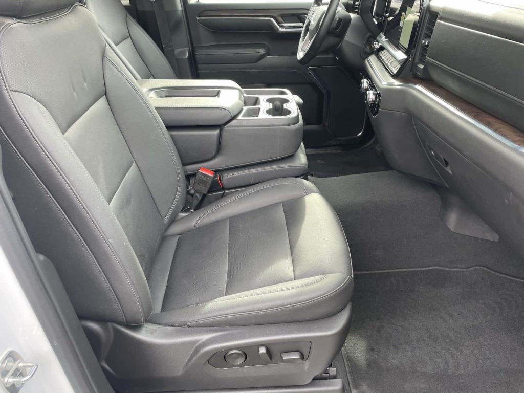 used 2024 GMC Sierra 1500 car, priced at $44,993