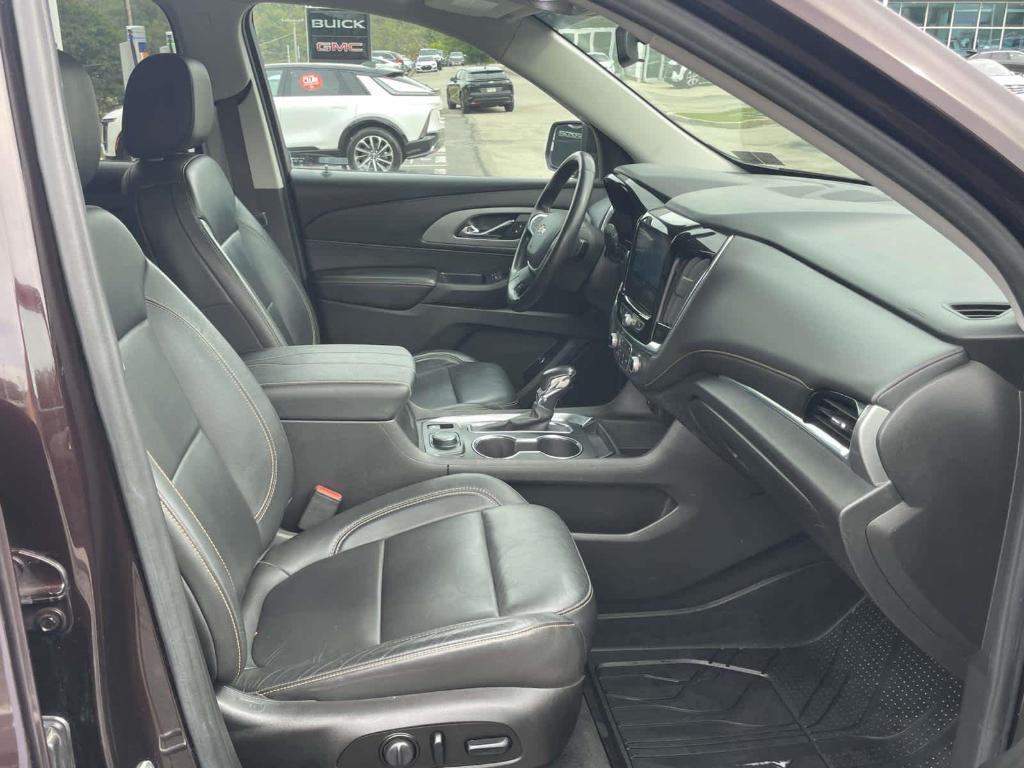 used 2021 Chevrolet Traverse car, priced at $25,993