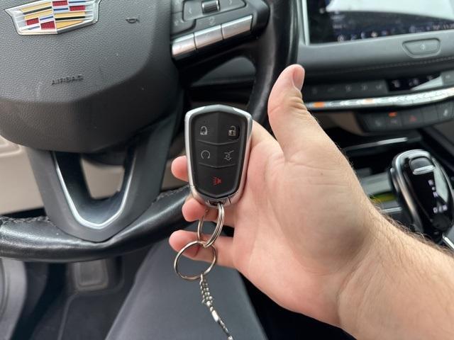 used 2021 Cadillac XT4 car, priced at $27,993