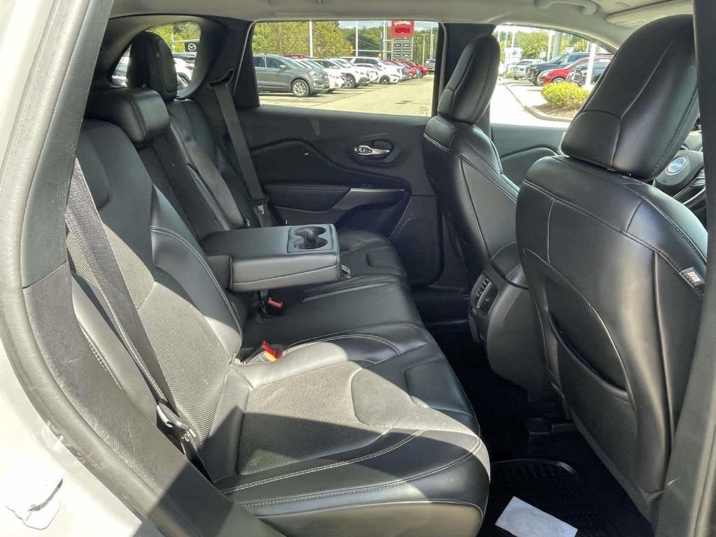 used 2021 Jeep Cherokee car, priced at $20,996