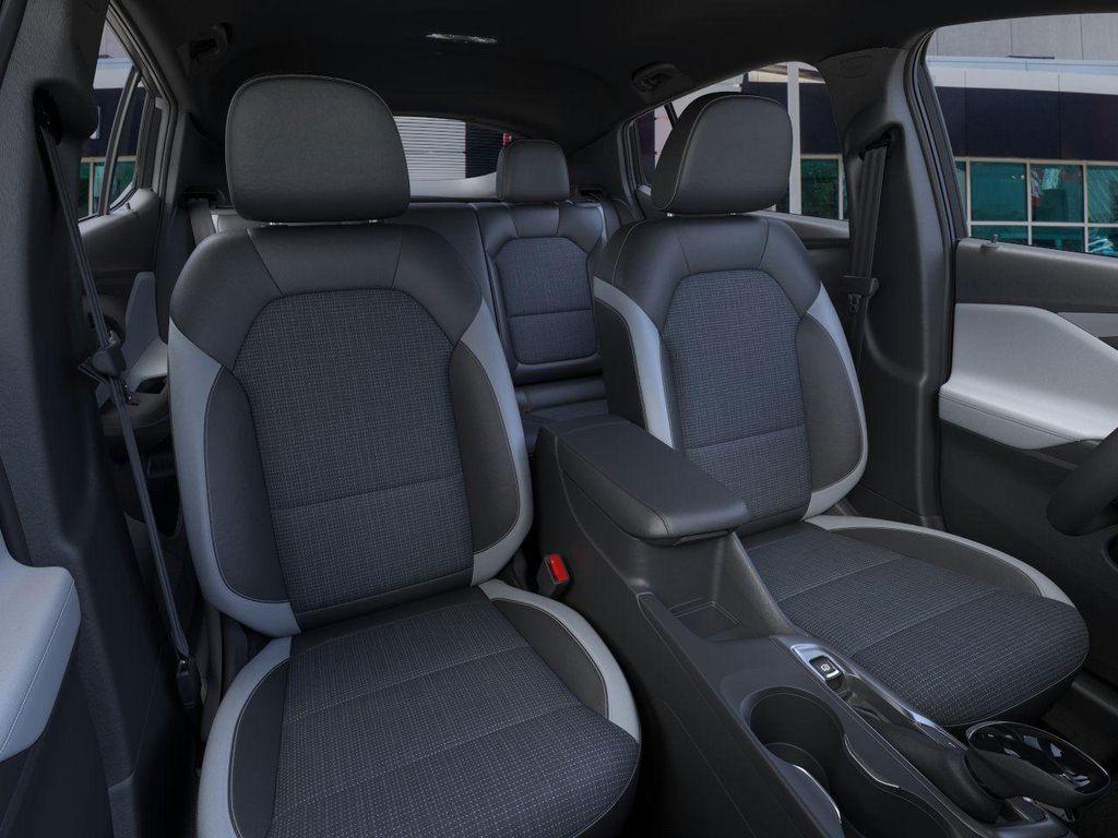 new 2025 Buick Envista car, priced at $26,220