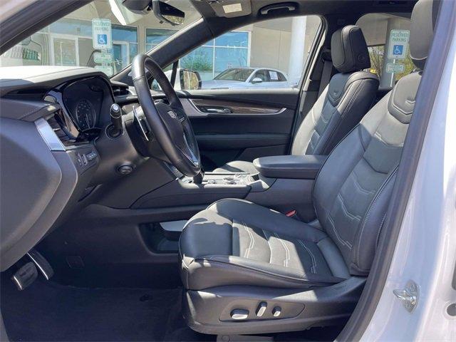 used 2024 Cadillac XT6 car, priced at $51,996