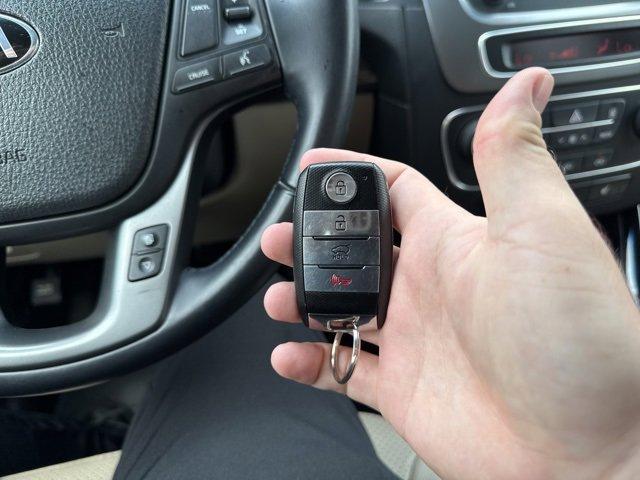 used 2014 Kia Sorento car, priced at $10,993