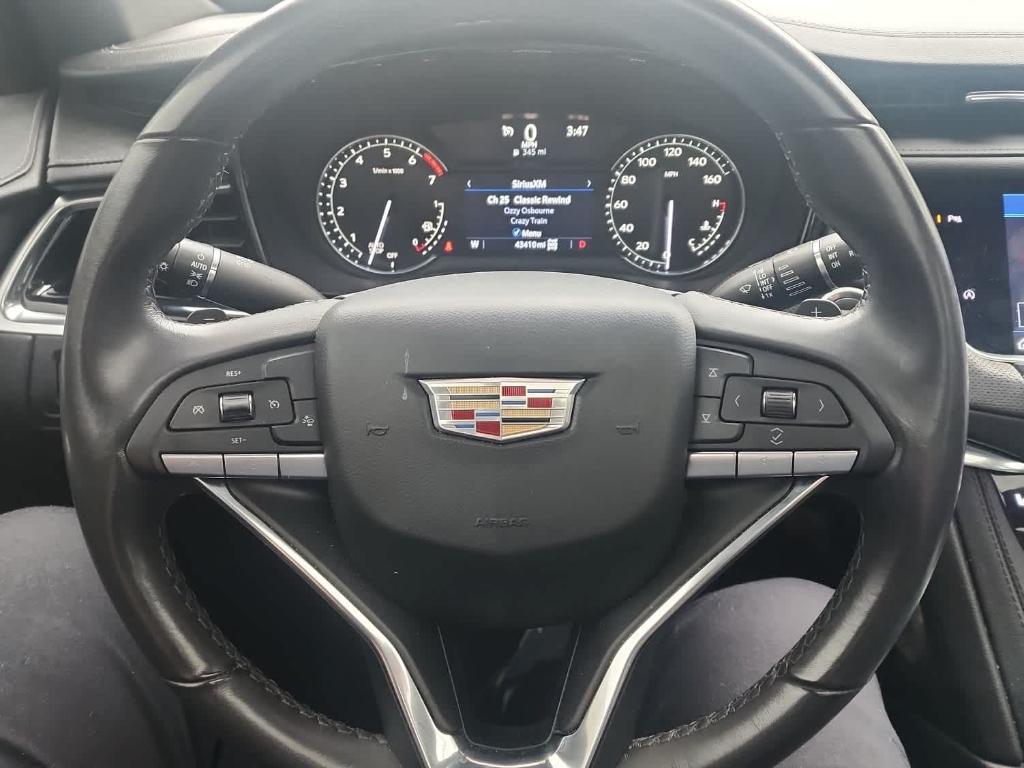 used 2023 Cadillac XT6 car