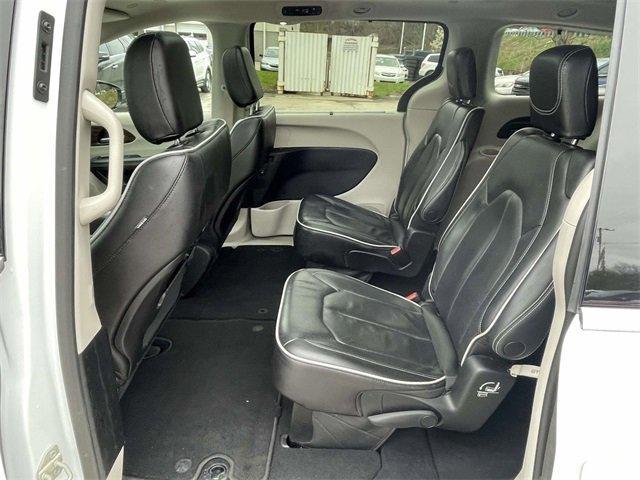 used 2023 Chrysler Pacifica car, priced at $28,996