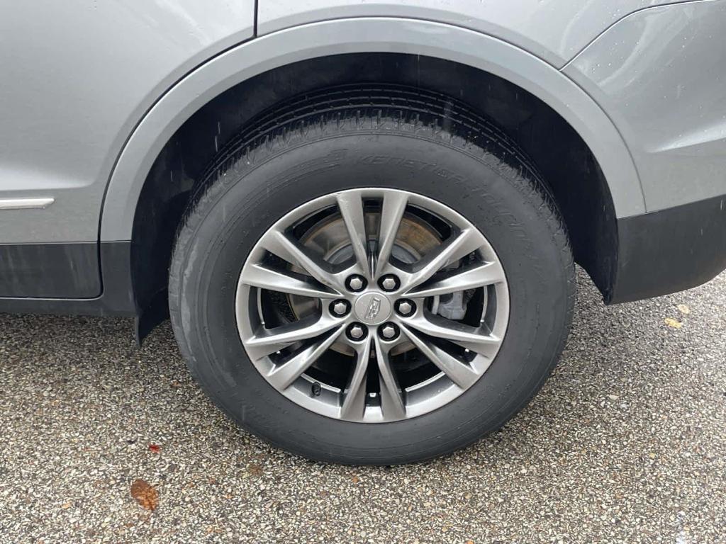 used 2023 Cadillac XT5 car, priced at $29,293