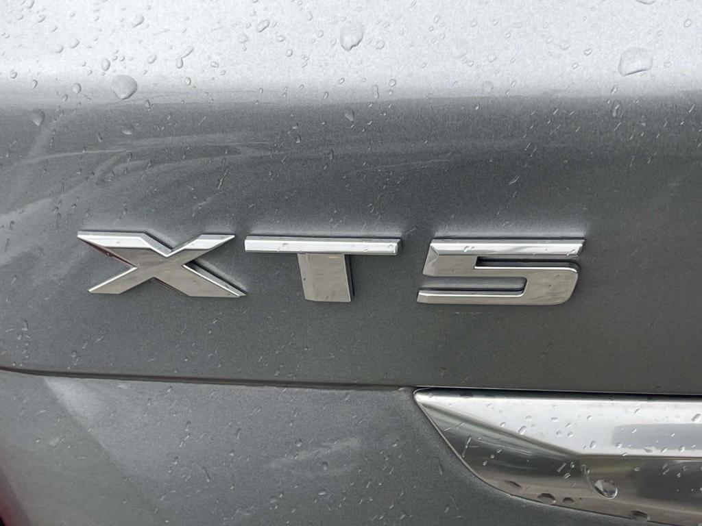 used 2023 Cadillac XT5 car, priced at $29,293
