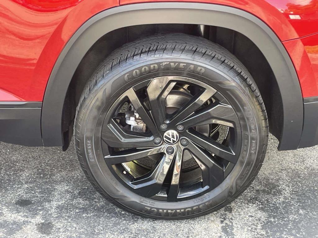 used 2022 Volkswagen Atlas car, priced at $27,499