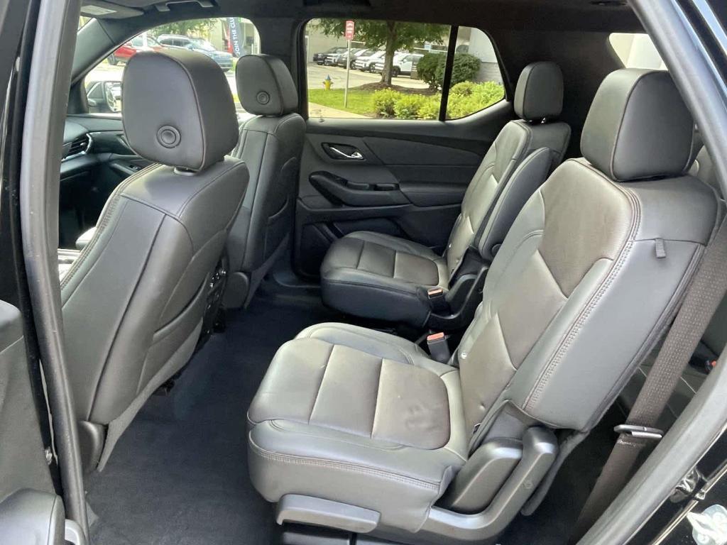 used 2023 Chevrolet Traverse car