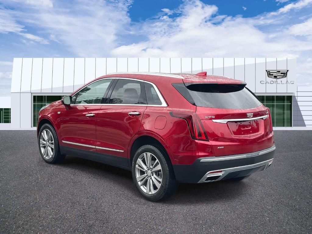 used 2024 Cadillac XT5 car