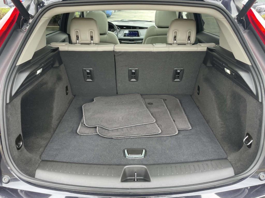 used 2022 Cadillac XT4 car