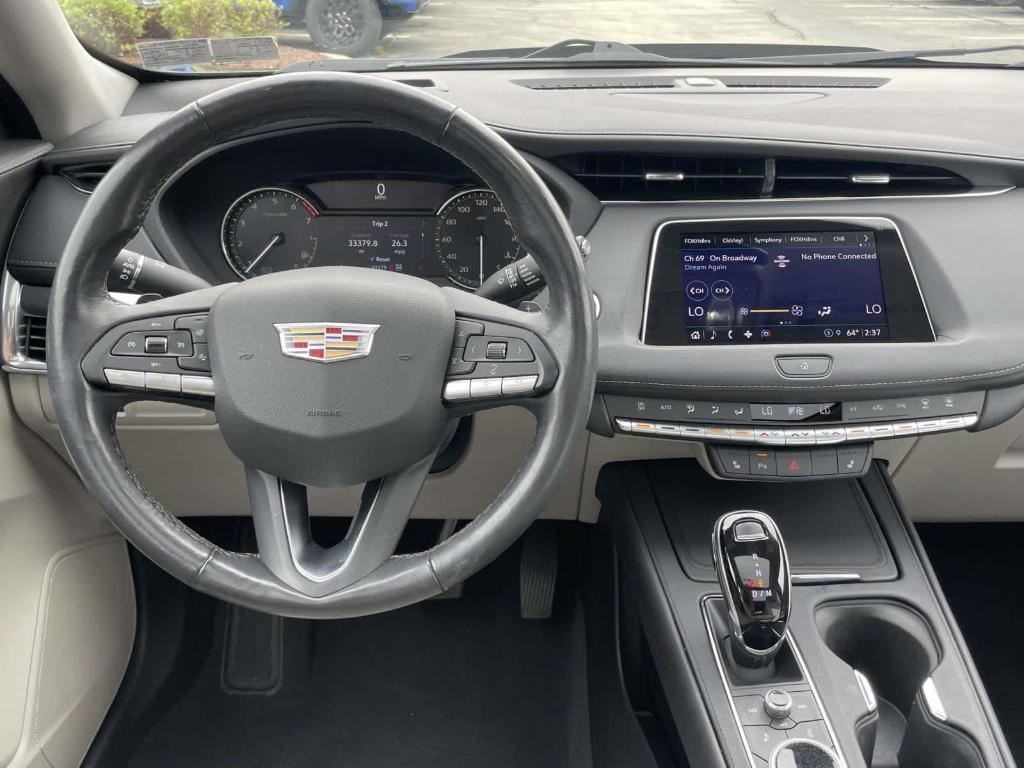 used 2022 Cadillac XT4 car