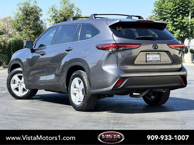 used 2022 Toyota Highlander car, priced at $24,500