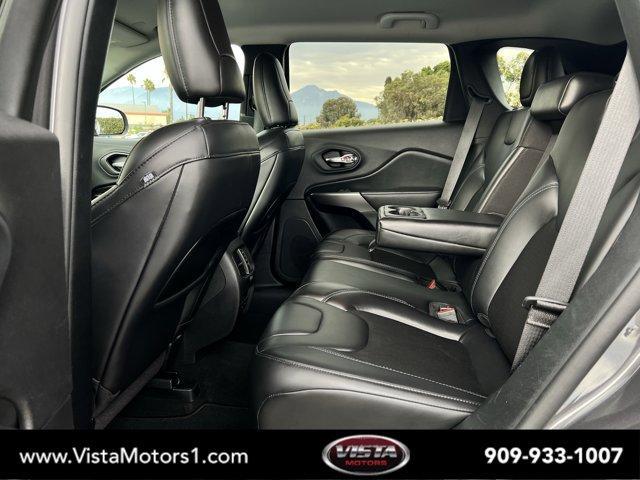 used 2020 Jeep Cherokee car, priced at $13,999