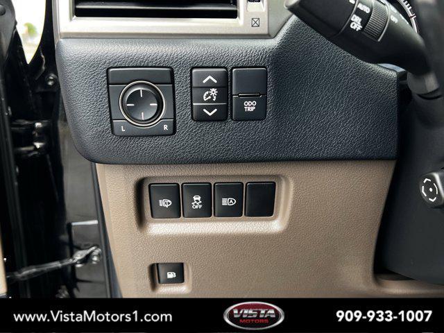 used 2020 Lexus GX 460 car, priced at $34,777