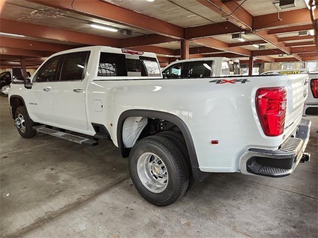 new 2024 Chevrolet Silverado 3500 car