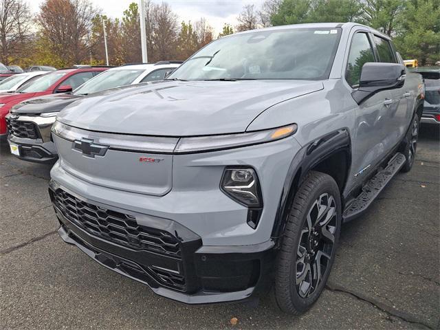 new 2025 Chevrolet Silverado EV car