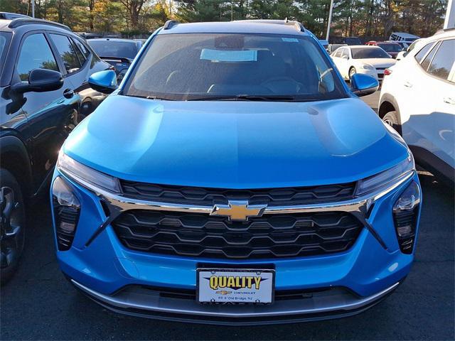 new 2025 Chevrolet Trax car