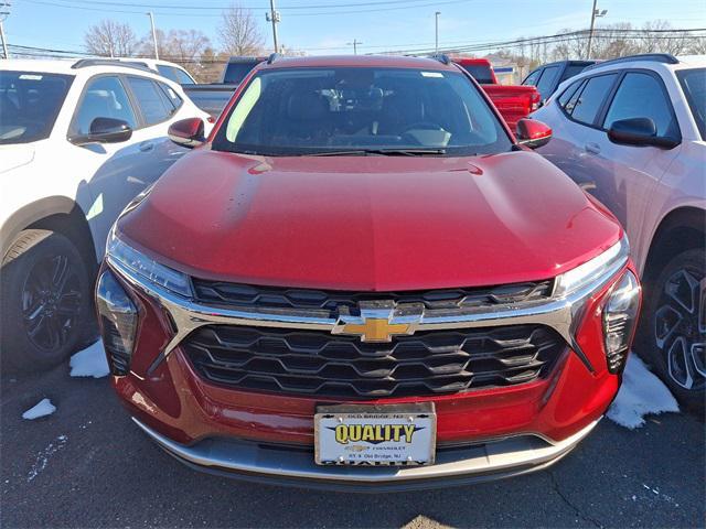 new 2025 Chevrolet Trax car