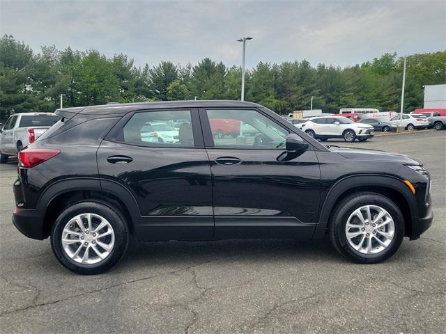 used 2024 Chevrolet TrailBlazer car, priced at $23,681