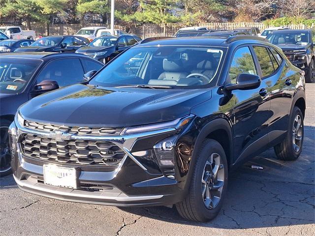 new 2025 Chevrolet Trax car, priced at $25,330