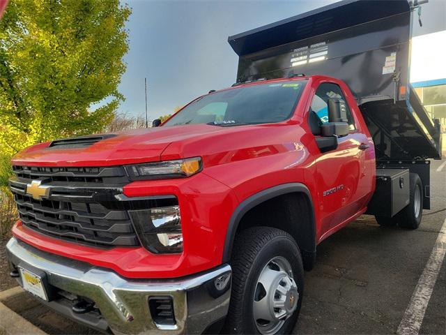 new 2024 Chevrolet Silverado 3500 car