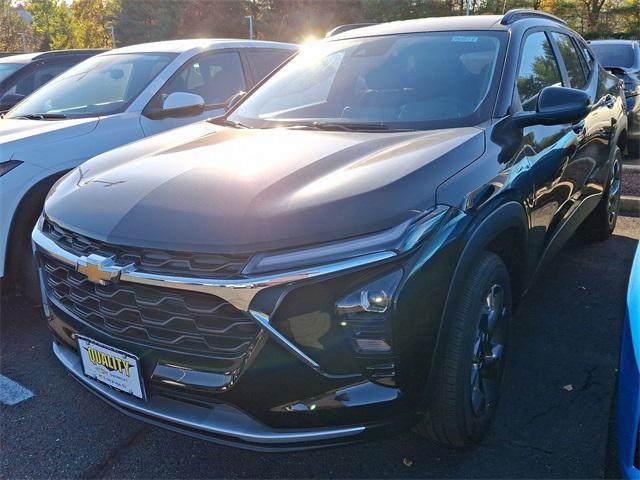 new 2025 Chevrolet Trax car