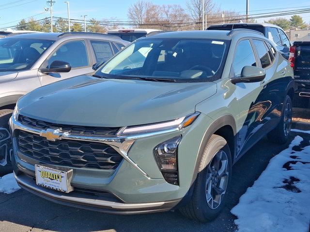 new 2025 Chevrolet Trax car, priced at $25,275