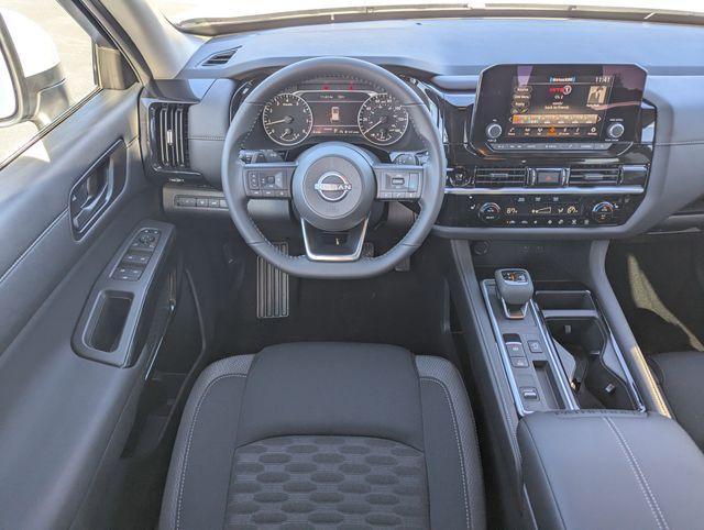 new 2025 Nissan Pathfinder car, priced at $35,583