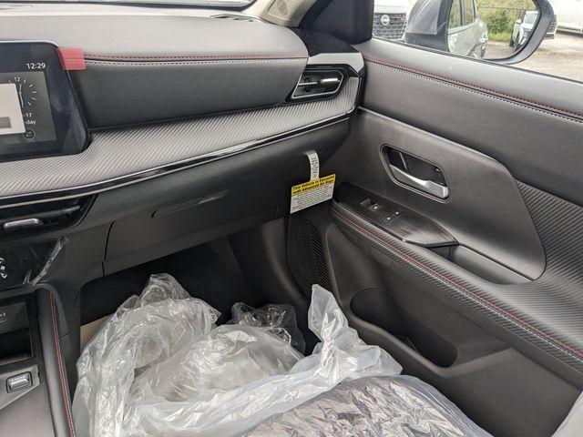 new 2025 Nissan Kicks car, priced at $24,942