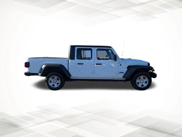 used 2023 Jeep Gladiator car, priced at $27,499