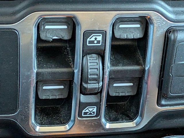 used 2023 Jeep Gladiator car, priced at $27,499