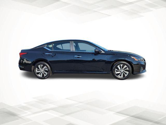 new 2025 Nissan Altima car, priced at $25,931