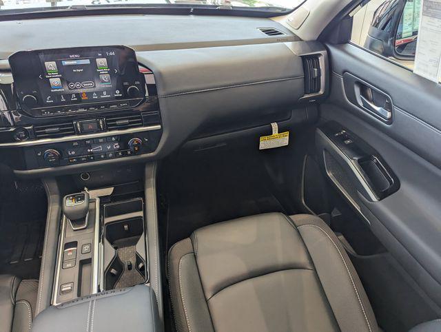 new 2025 Nissan Pathfinder car, priced at $43,765