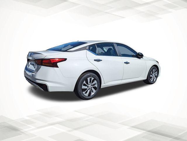 new 2025 Nissan Altima car, priced at $25,415