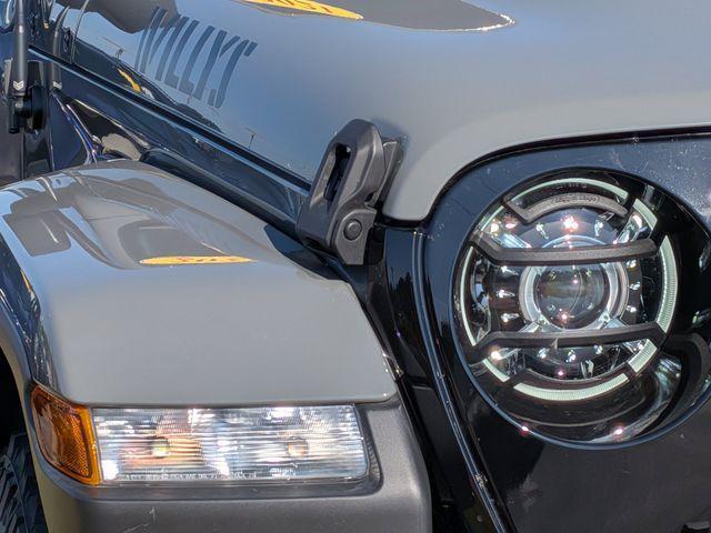 used 2021 Jeep Gladiator car, priced at $33,799