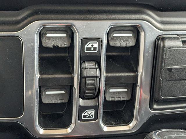 used 2023 Jeep Gladiator car, priced at $28,038
