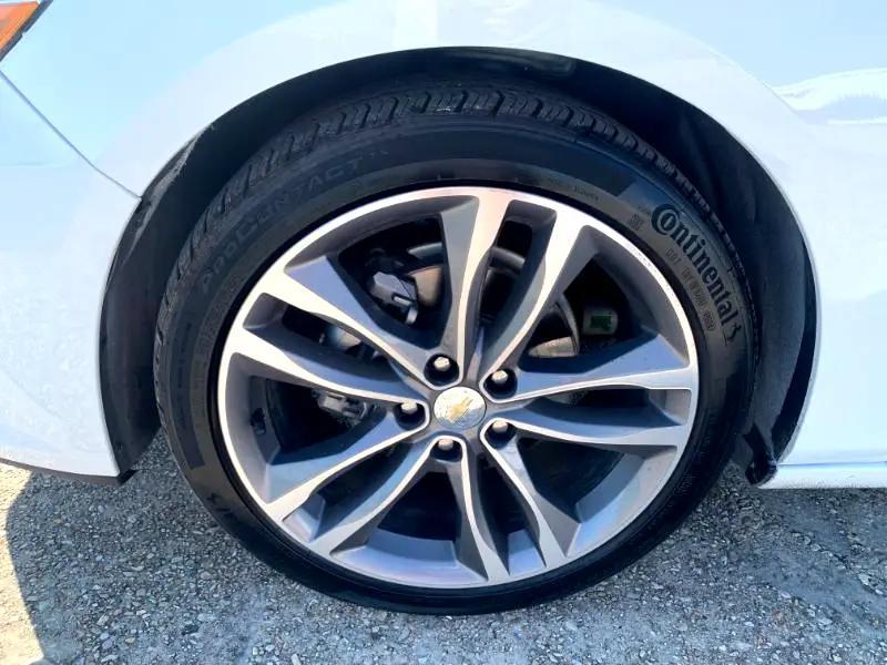 used 2024 Chevrolet Malibu car