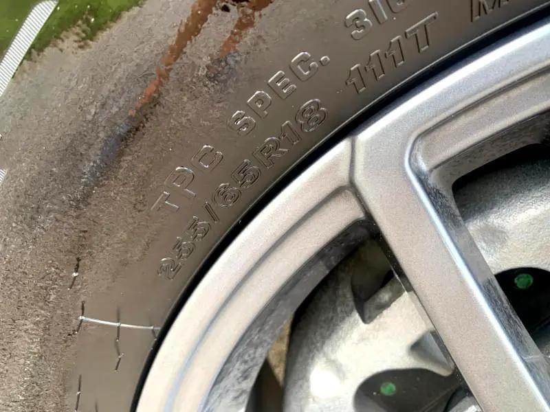 used 2025 GMC Acadia car, priced at $36,875