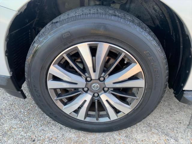 used 2018 Nissan Pathfinder car