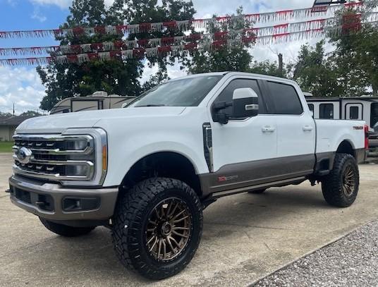 used 2023 Ford F-250 car