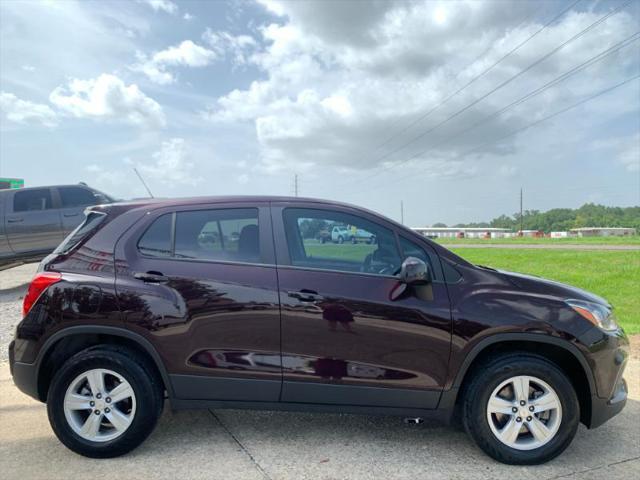 used 2022 Chevrolet Trax car, priced at $17,999